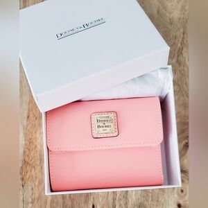 New Dooney & Bourke Saffiano Leather Flap Wallet PALE PINK